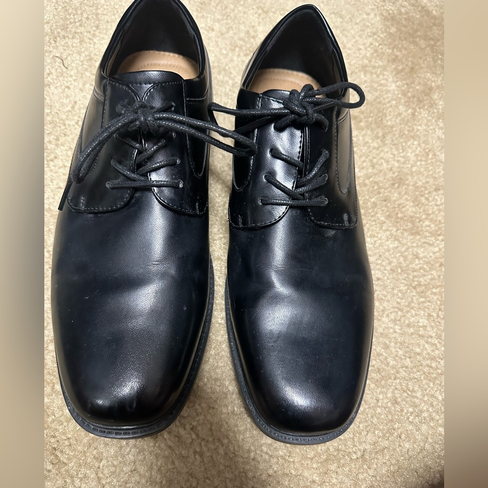 Croft & Barrow Men’s Black Shoes 9.5- excellent condition